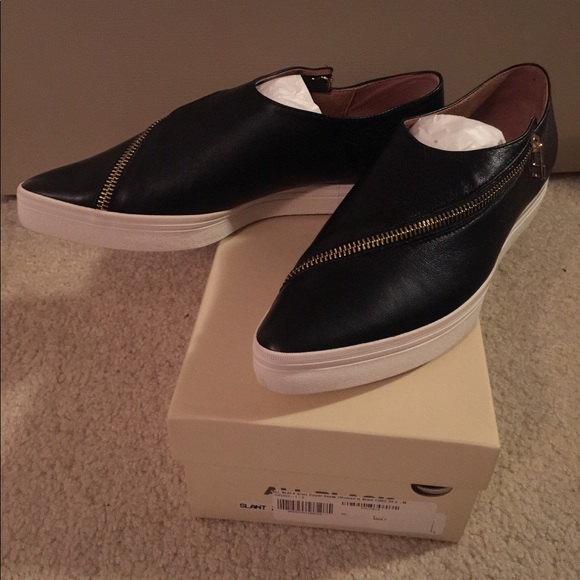 All black fab slant zipper - Picture 2 of 3